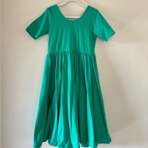 Green Alice & Ames short sleeve ballet dress size 8. NWOT